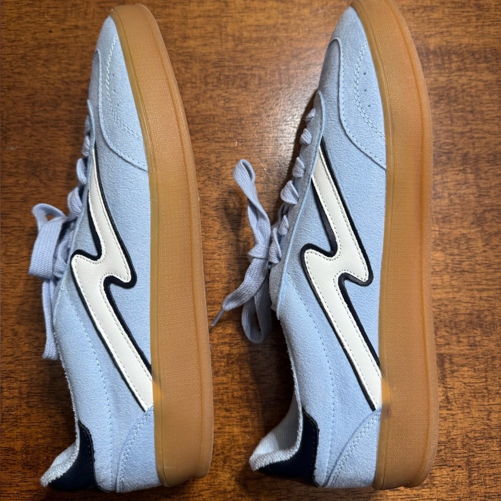 Light Blue and White Women's Sneakers